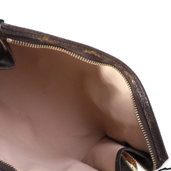 Louis Vuitton Monogram Canvas Toiletry Pouch 19 - Picture 6 of 7